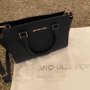 Michael Kors Selma Top Zip Satchel